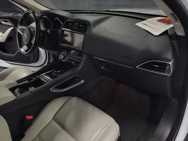 2020 Jaguar F-PACE 30t Prestige