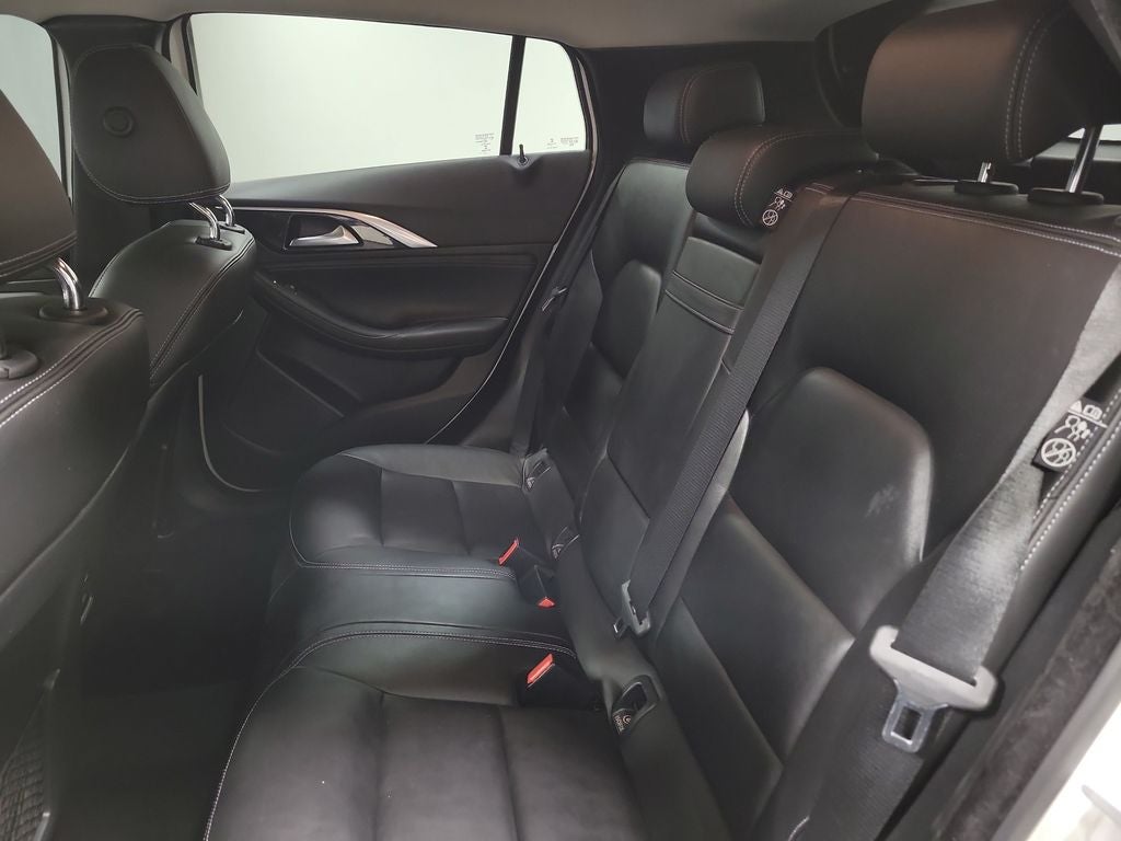 2018 INFINITI QX30 Luxury