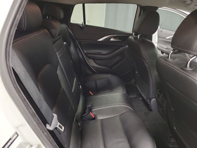 2018 INFINITI QX30 Luxury