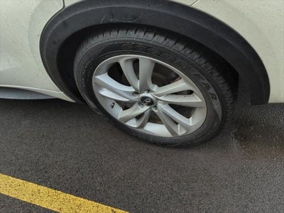 2018 INFINITI QX30 Luxury