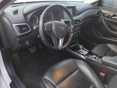 2018 INFINITI QX30 Luxury