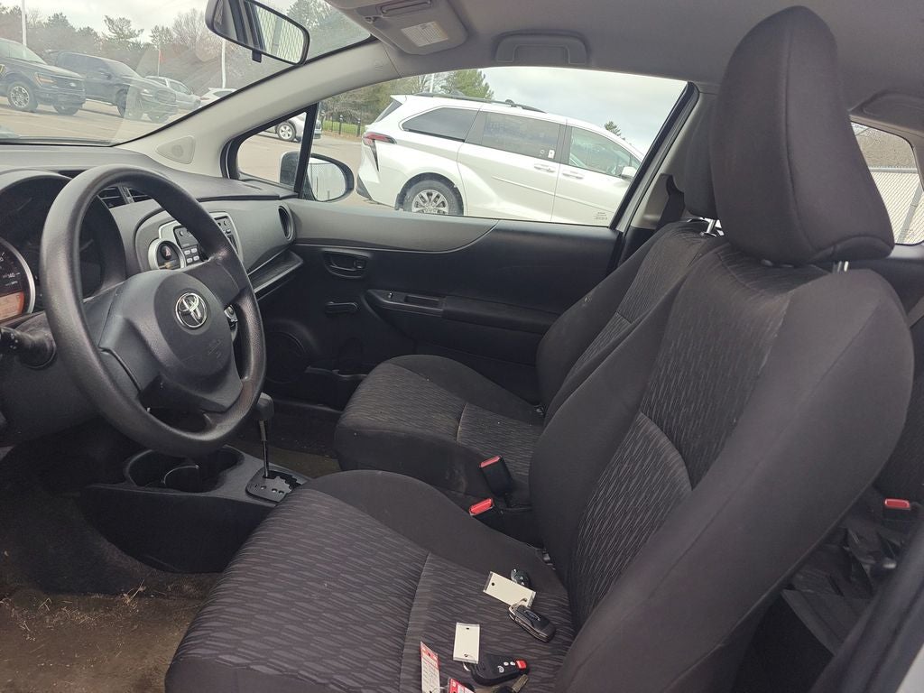 2014 Toyota Yaris L
