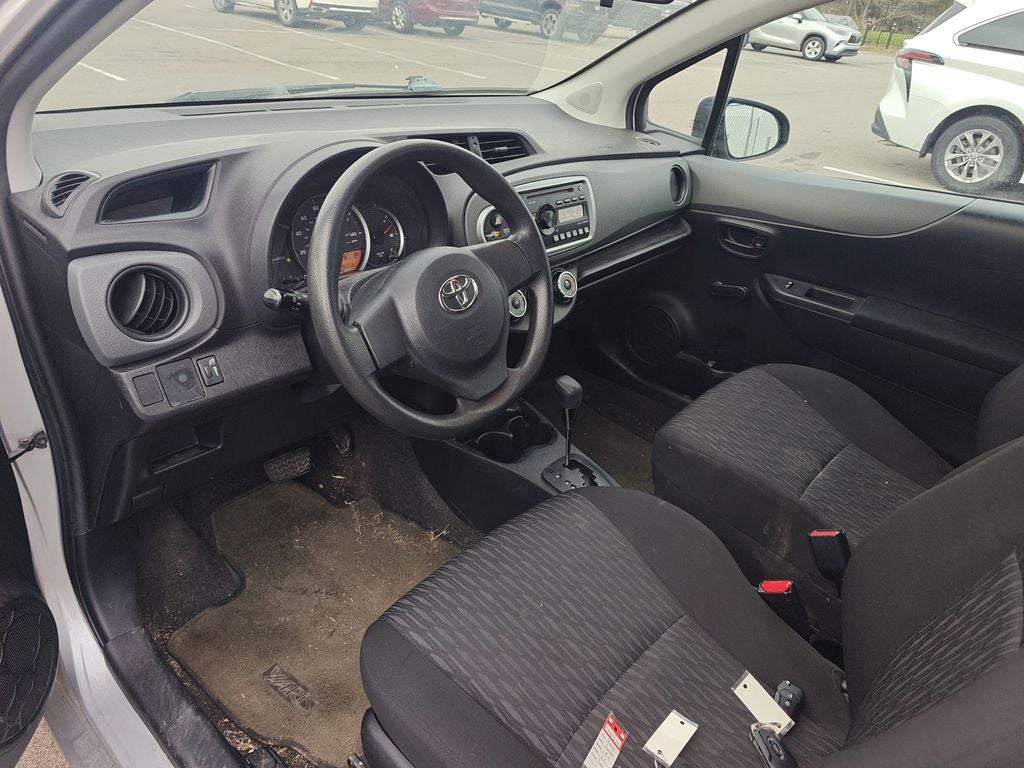 2014 Toyota Yaris L