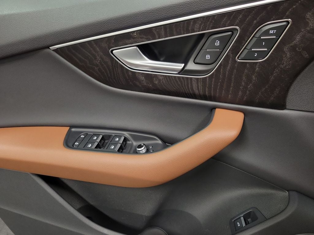 2023 Audi Q7 45 Premium quattro