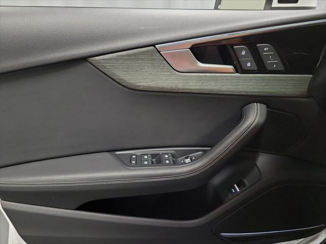 2023 Audi A4 45 S line Premium Plus quattro