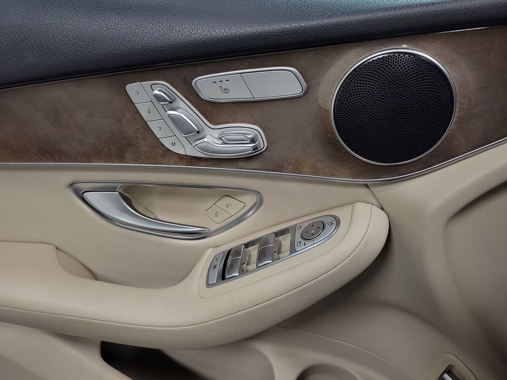 2017 Mercedes-Benz GLC GLC 300