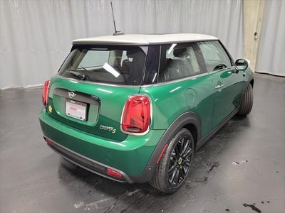2023 MINI Cooper SE Electric Signature
