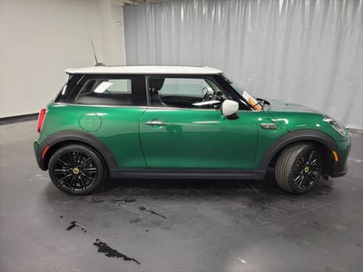 2023 MINI Cooper SE Electric Signature
