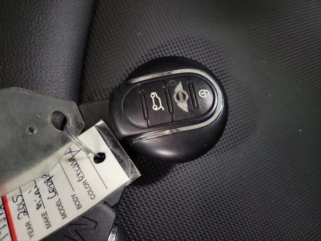 2015 MINI Hardtop 2 Door Cooper