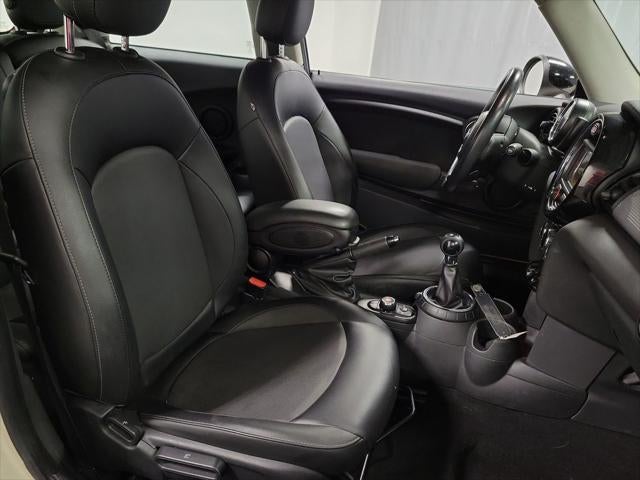 2015 MINI Cooper Base
