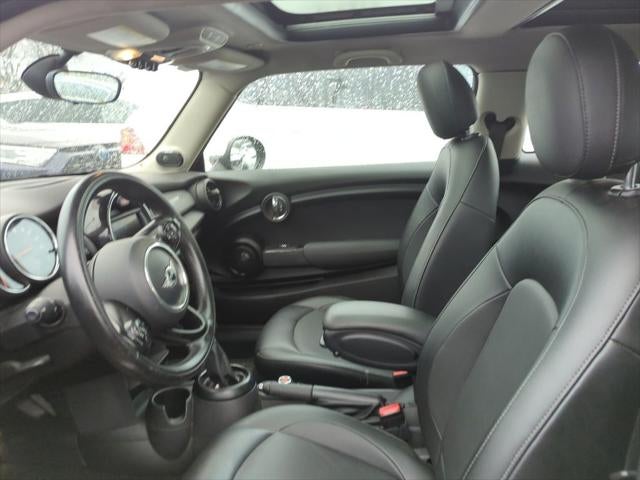 2017 MINI Cooper Base