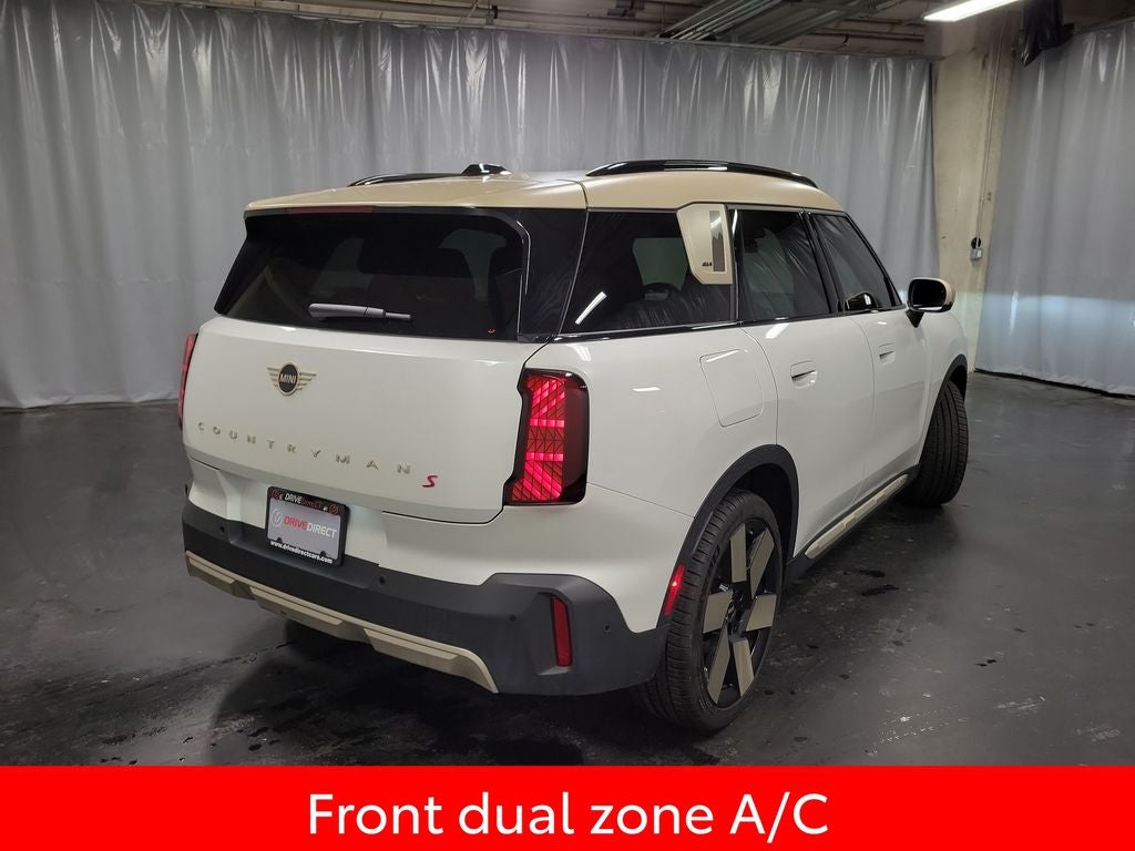 2025 MINI Cooper S Countryman Iconic