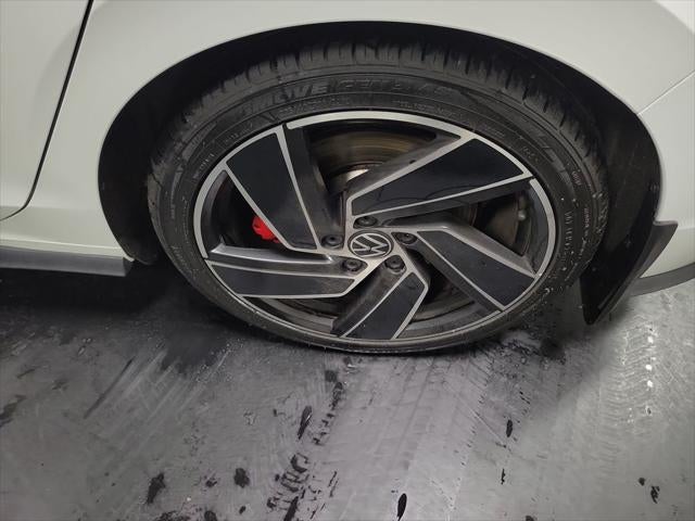 2023 Volkswagen Golf GTI 2.0T SE
