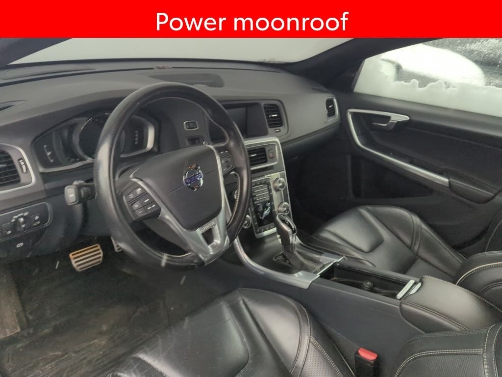 2017 Volvo S60 T6 R-Design Platinum