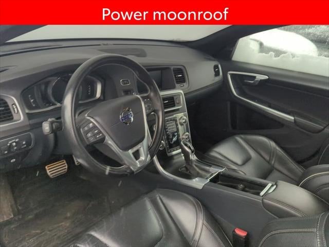 2017 Volvo S60 T6 R-Design Platinum