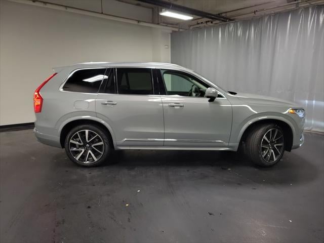 2024 Volvo XC90 B6 Plus Bright Theme