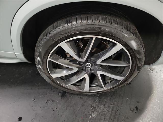 2024 Volvo XC90 B6 Plus Bright Theme