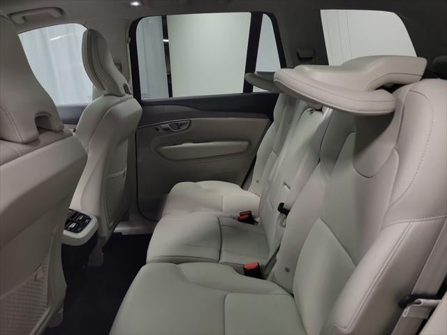 2024 Volvo XC90 B6 Plus Bright Theme