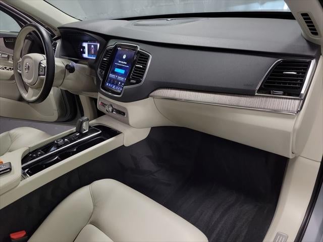 2024 Volvo XC90 B6 Plus Bright Theme