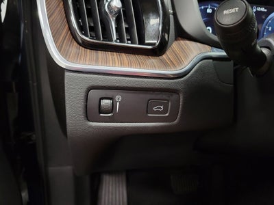 2021 Volvo XC60 T5 Inscription