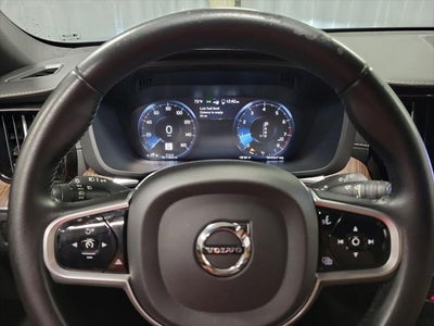 2021 Volvo XC60 T5 Inscription
