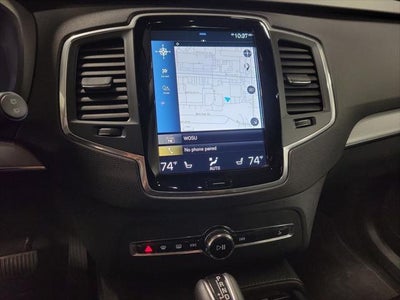 2022 Volvo XC90 T5 Momentum