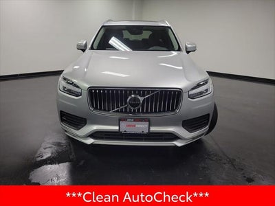 2022 Volvo XC90 T5 Momentum