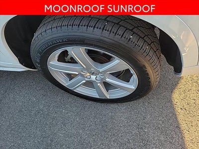 2022 Volvo XC90 T5 Momentum