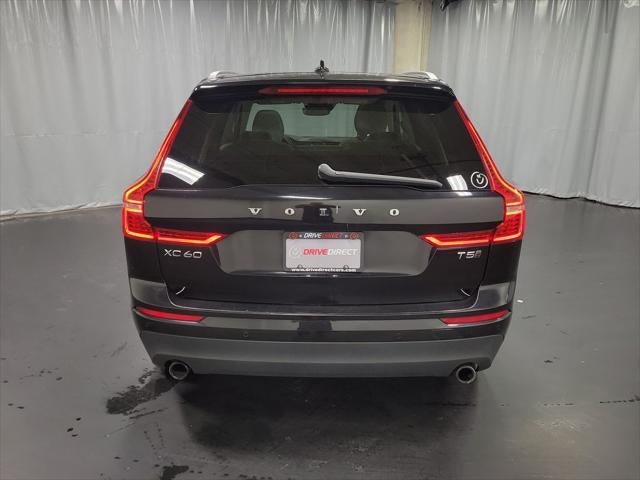2021 Volvo XC60 T5 Momentum
