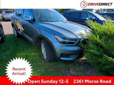 2019 Volvo XC40 Momentum