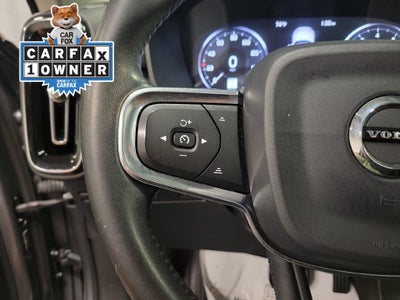 2019 Volvo XC40 Momentum
