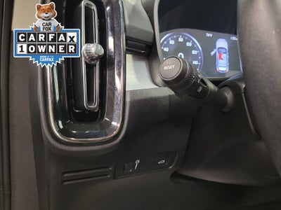 2019 Volvo XC40 Momentum