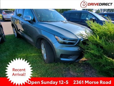 2019 Volvo XC40 Momentum