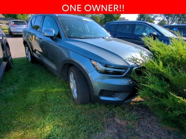2019 Volvo XC40 Momentum