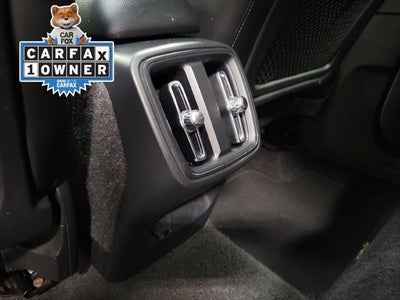 2019 Volvo XC40 Momentum