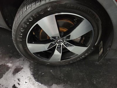 2019 Volvo XC40 Momentum