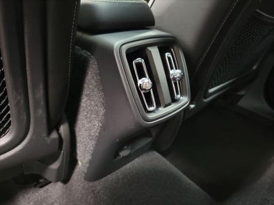 2019 Volvo XC40 Momentum