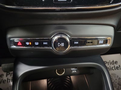 2019 Volvo XC40 Momentum