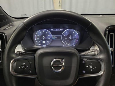 2019 Volvo XC40 Momentum