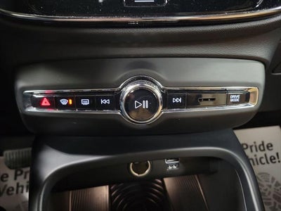 2019 Volvo XC40 Momentum