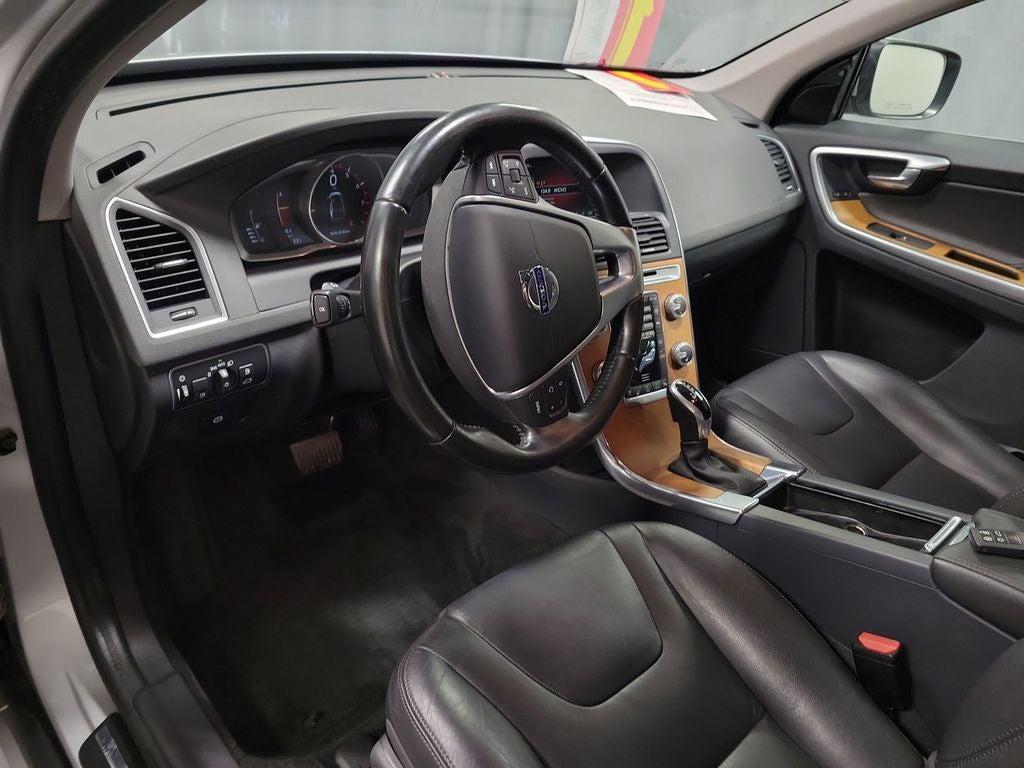 2017 Volvo XC60 T5 Inscription