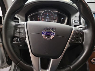 2017 Volvo XC60 T5 Inscription