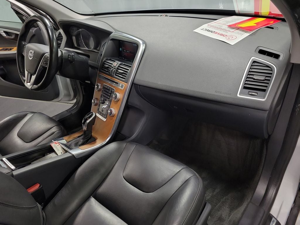 2017 Volvo XC60 T5 Inscription