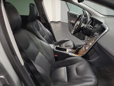 2017 Volvo XC60 T5 Inscription