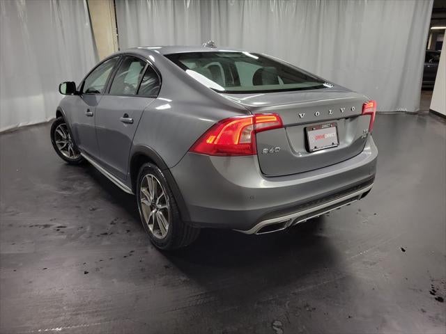 2016 Volvo S60 Cross Country T5 Platinum