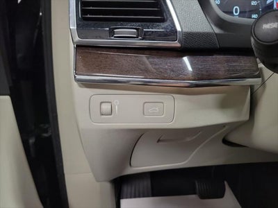 2017 Volvo XC90 T6 Momentum