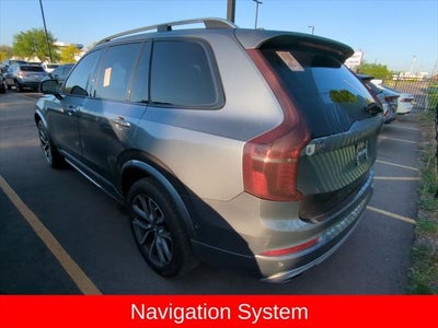 2017 Volvo XC90 T6 Momentum