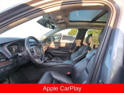 2017 Volvo XC90 T6 Momentum