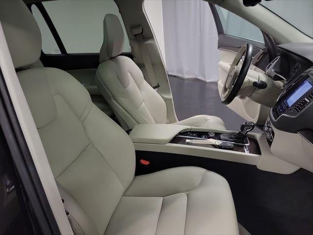 2019 Volvo XC90 T6 Momentum