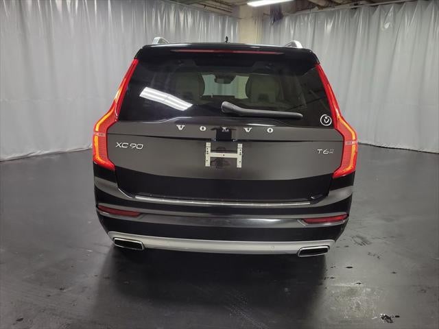 2019 Volvo XC90 T6 Momentum